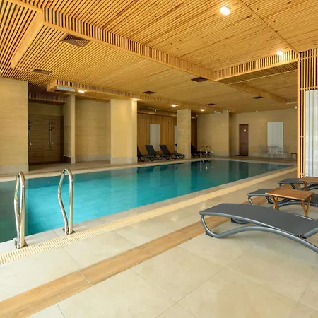 минерални и термални външен и вътрешен басейни Vimona Therma Velingrad